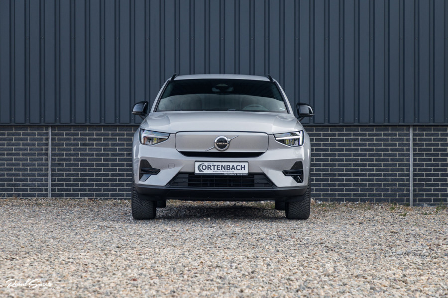 Volvo XC40 Single Motor Extended Range Plus 82 kWh | Adaptieve cruise | Blis | Full LED |