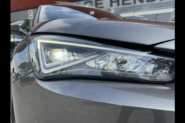 Seat Tarraco 1.5 TSI Xcellence 7p. | Trekhaak 1800kg! | Technology Pack | Upgrade Winter Pack | Pano | Elektrisch Schuif/Kantel Dak | V+A stoelen verwarmd | Camera | Navi |