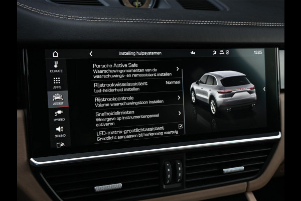 Porsche Cayenne 3.0 E-Hybrid NL-Auto | Dealeronderhouden | Panoramadak | 18 Wegs Memory Seats | Bose | 360 Camera | HUD | Achterasbesturing | Sport Chrono | Luchtvering | Soft Close | Ambiance Interieur |