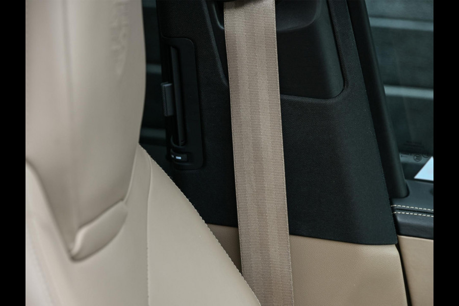 Porsche Cayenne 3.0 E-Hybrid NL-Auto | Dealeronderhouden | Panoramadak | 18 Wegs Memory Seats | Bose | 360 Camera | HUD | Achterasbesturing | Sport Chrono | Luchtvering | Soft Close | Ambiance Interieur |