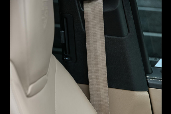 Porsche Cayenne 3.0 E-Hybrid NL-Auto | Dealeronderhouden | Panoramadak | 18 Wegs Memory Seats | Bose | 360 Camera | HUD | Achterasbesturing | Sport Chrono | Luchtvering | Soft Close | Ambiance Interieur |