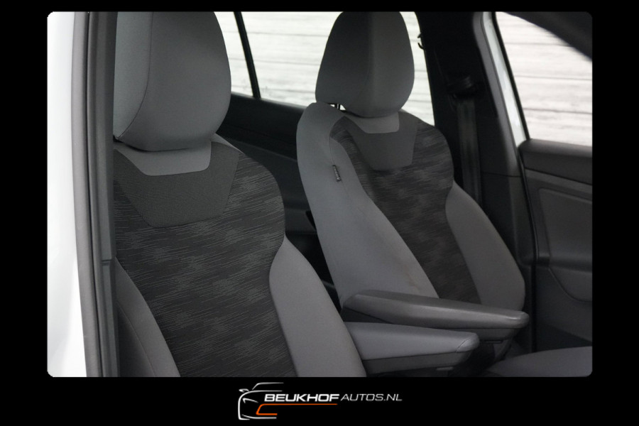 Volkswagen ID.4 77 kWh Trekhaak Adaptive Cruise Navi Soh 94%
