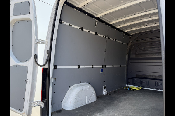 Mercedes-Benz eSprinter 312 55kWh L2H2 Elektrisch 145km WLTP 95% (SOH) 80kw Snelladen Climate Control Camera