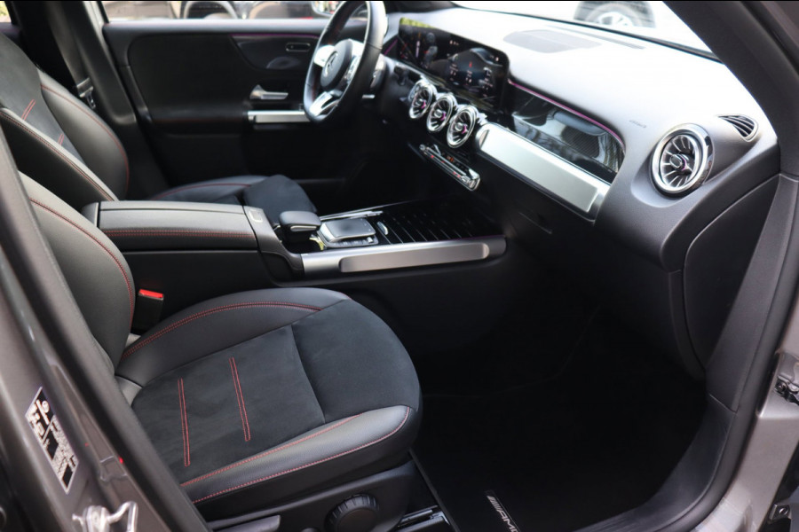Mercedes-Benz Glb 200 Business Solution AMG org.NL el.trekhaak leer+vw camera ambient.lighting