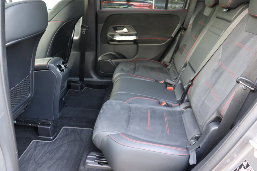 Mercedes-Benz Glb 200 Business Solution AMG org.NL el.trekhaak leer+vw camera ambient.lighting