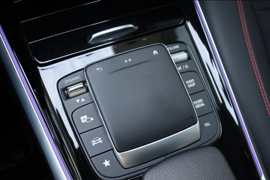 Mercedes-Benz Glb 200 Business Solution AMG org.NL el.trekhaak leer+vw camera ambient.lighting