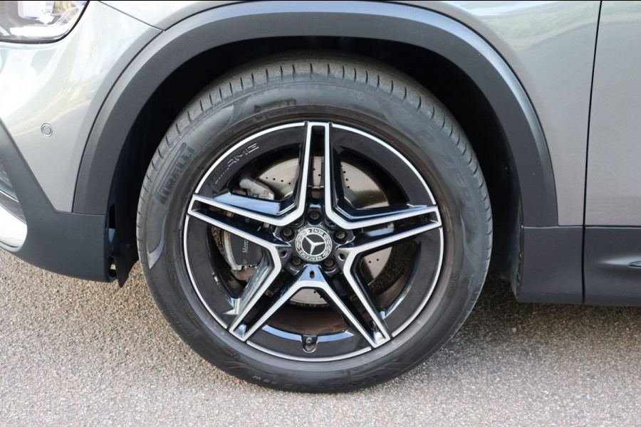 Mercedes-Benz Glb 200 Business Solution AMG org.NL el.trekhaak leer+vw camera ambient.lighting