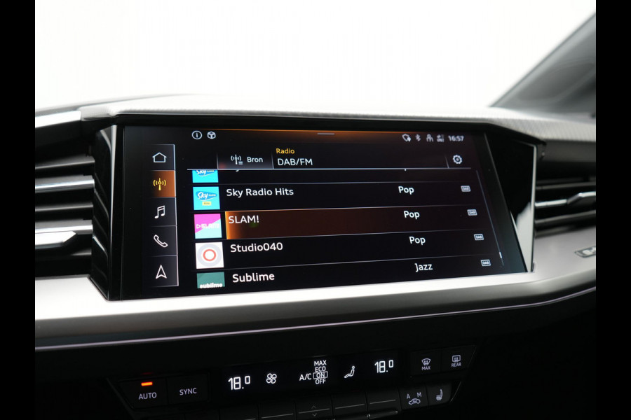 Audi Q4 e-tron 40 Advanced edition 82 kWh 204pk Dealer O.H. | Lederen Comfortzetels Verwarmd | Cruise Control | Virtual Cockpit | Navigatie | DAB | 19"L.M | Lane Assist |
