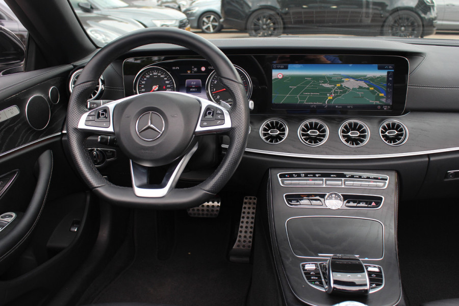 Mercedes-Benz E-Klasse Cabrio 200 25th Anniversary Edition / 360Camera / Leder / CarPlay / 19'' / Stoelverwarming / Windscherm / Nekverwarming / DAB /  Cruise Control