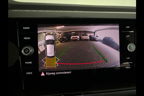 Volkswagen Polo 2.0 TSI GTI Pano|Beats|Keyless|Dodehoek|Camera|Stoelverwarming