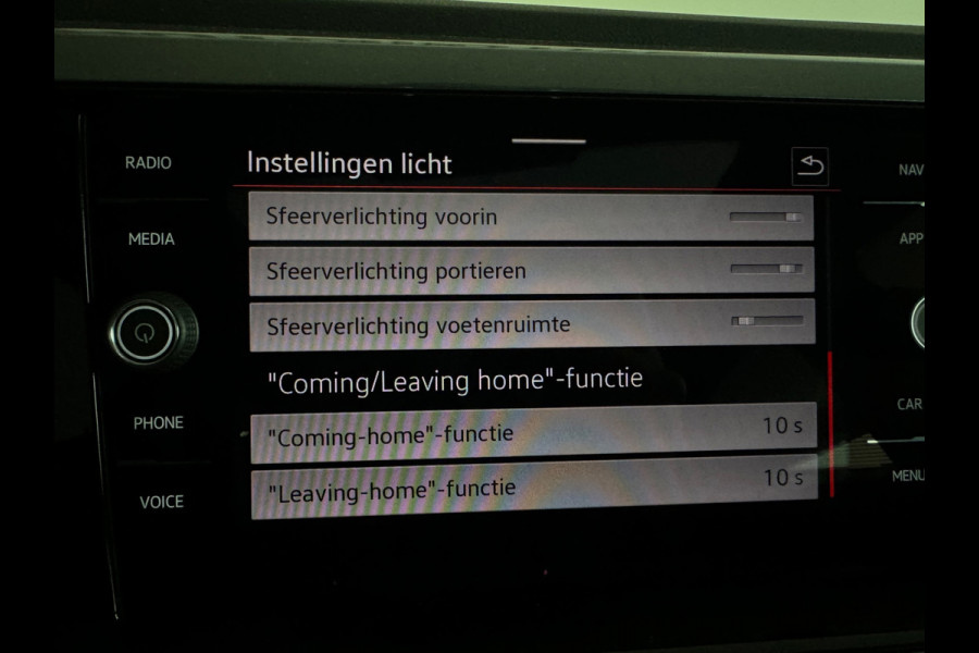 Volkswagen Polo 2.0 TSI GTI Pano|Beats|Keyless|Dodehoek|Camera|Stoelverwarming