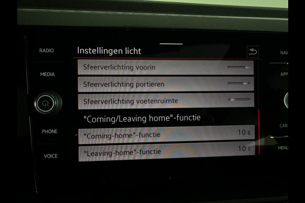 Volkswagen Polo 2.0 TSI GTI Pano|Beats|Keyless|Dodehoek|Camera|Stoelverwarming