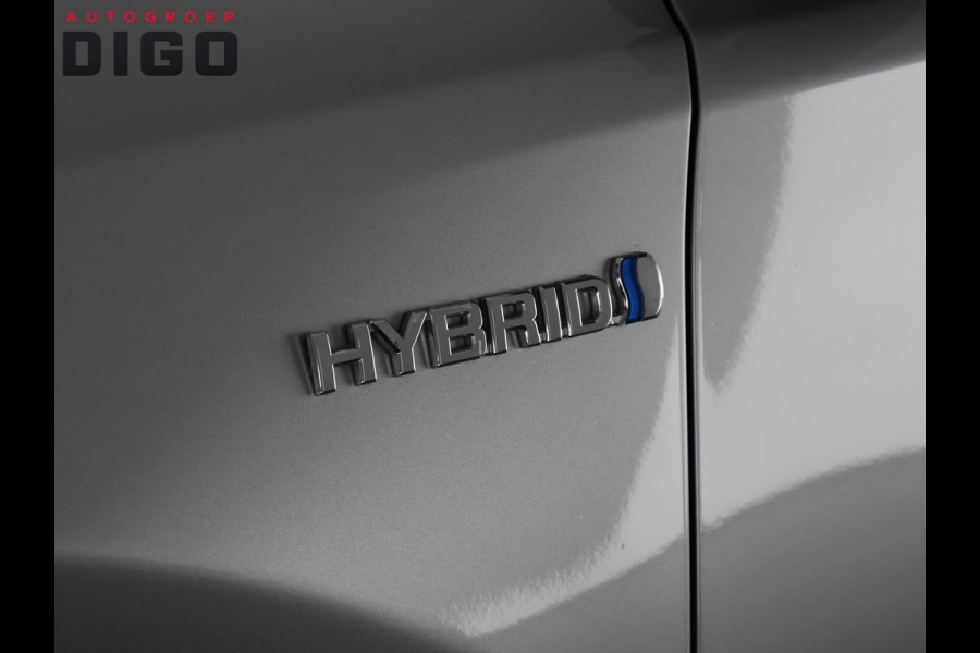 Toyota RAV4 2.5 STYLE HYBRIDE 4-WD SILVERLINE GARANTIE 4-2028* 1650 TREKGEWICHT . GARANTIE TOT 04-2028! . PARKEERSENSOREN VOOR & ACHTER . KEYLESS ENTRY  .