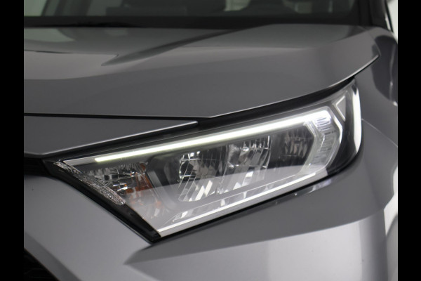 Toyota RAV4 2.5 HYBRID BI-TONE BLACKSTYLE GARANTIE 9-2030* GARANTIE TOT 09-2030! . PARKEERSENSOREN VOOR & ACHTER . APPLE CARPLAY & ANDRIOD AUTO .