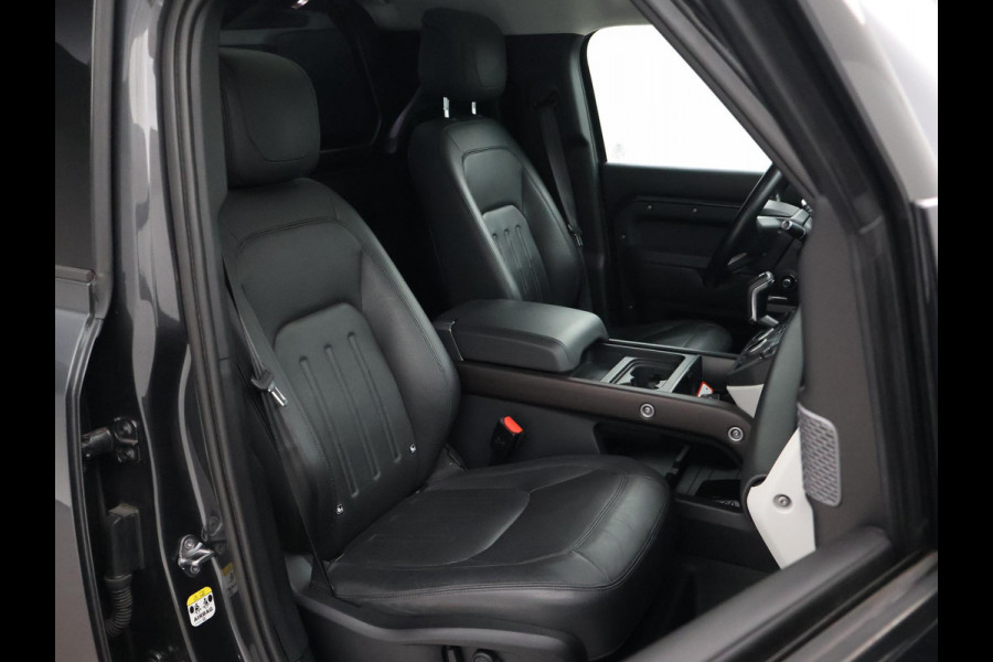 Land Rover Defender 3.0 P400 6-CILINDER BENZINE GRIJS KENTEKEN HSE + PANORAMA | HEAD-UP | TREKHAAK | 360 CAMERA