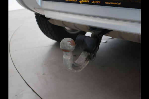 Land Rover Defender 3.0 P400 6-CILINDER BENZINE GRIJS KENTEKEN HSE + PANORAMA | HEAD-UP | TREKHAAK | 360 CAMERA