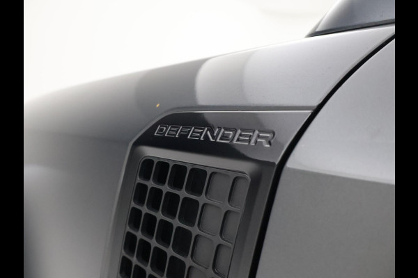 Land Rover Defender 3.0 P400 6-CILINDER BENZINE GRIJS KENTEKEN HSE + PANORAMA | HEAD-UP | TREKHAAK | 360 CAMERA