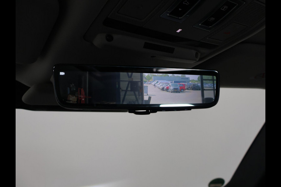 Land Rover Defender 3.0 P400 6-CILINDER BENZINE GRIJS KENTEKEN HSE + PANORAMA | HEAD-UP | TREKHAAK | 360 CAMERA