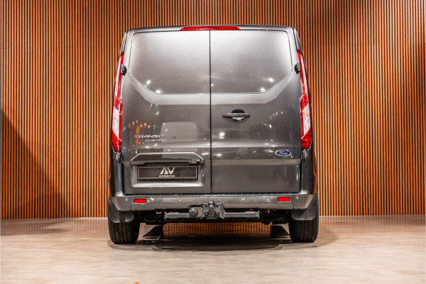 Ford Transit Custom 300 2.0 TDCI DC | Dubbel cabine | L+R Schuifdeur | Elek stoelen | CarPlay | Lederen bekleding | Navigatie | Stoelverwarming | Nieuwe APK | NAP Logisch