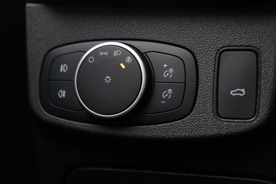 Ford FOCUS Wagon 1.5 Active / PANO / HUD / ACC / B&O / KEYLESS / CAMERA / STUUR+STOELVERW