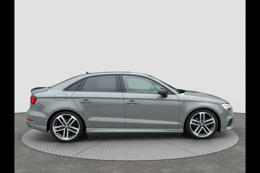 Audi A3 Limousine 35 TFSI S Line Edition Quantum Grau / VirtualCockpit