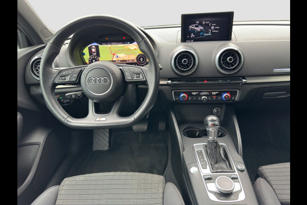 Audi A3 Limousine 35 TFSI S Line Edition Quantum Grau / VirtualCockpit