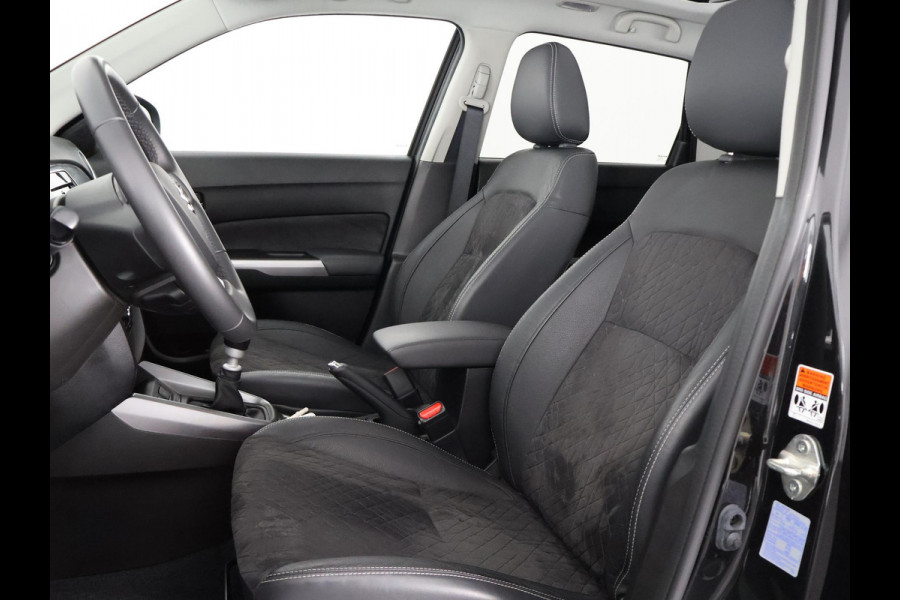 Suzuki Vitara 1.4 STYLE SMART HYBRID PANODAK NAVI GARANTIE 2033* STOELVERW. PDC.CLIMA.CRUISE.PRIVACY GLAS.LMV.