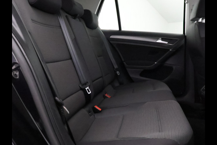 Volkswagen Golf TSI BLACK EDITION EXECUTIVE PACK GAR TOT 8/2029* NAVI.PDC.PRIVACY.CLIMA