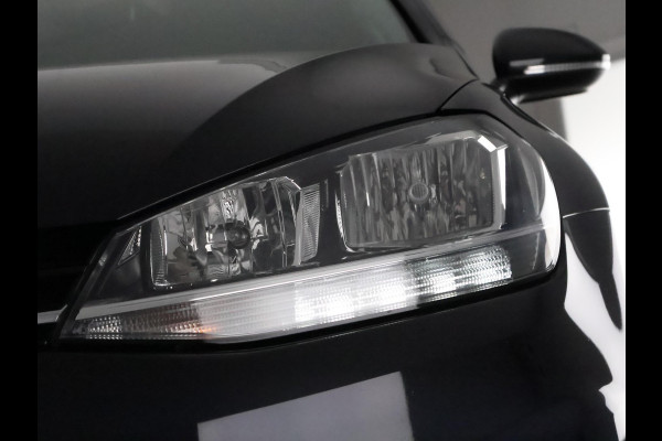 Volkswagen Golf TSI BLACK EDITION EXECUTIVE PACK GAR TOT 8/2029* NAVI.PDC.PRIVACY.CLIMA