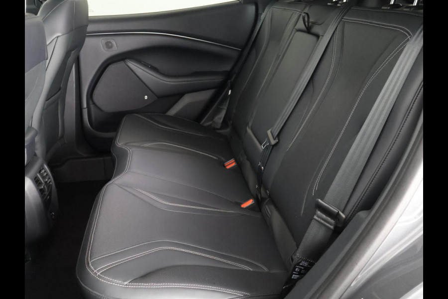Ford Mustang Mach-E RWD 75 kWh SOH ACCU 93.5 %. 1e EIG 100% oh .PANORAMADAK.360 CAMERA. APPLE CARPLAY/ANDROID AUTO.
