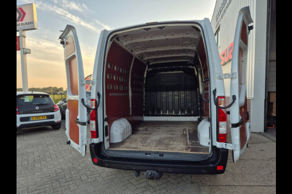 Renault Master Red Van 3T5 E6 L2 H2 135 Pk Nwe APK