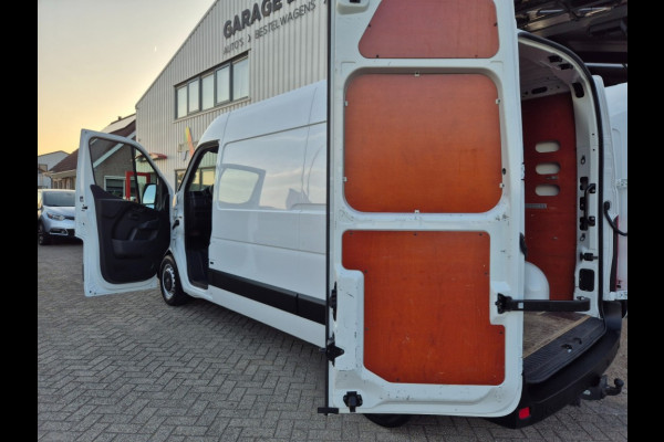 Renault Master Red Van 3T5 E6 L2 H2 135 Pk Nwe APK