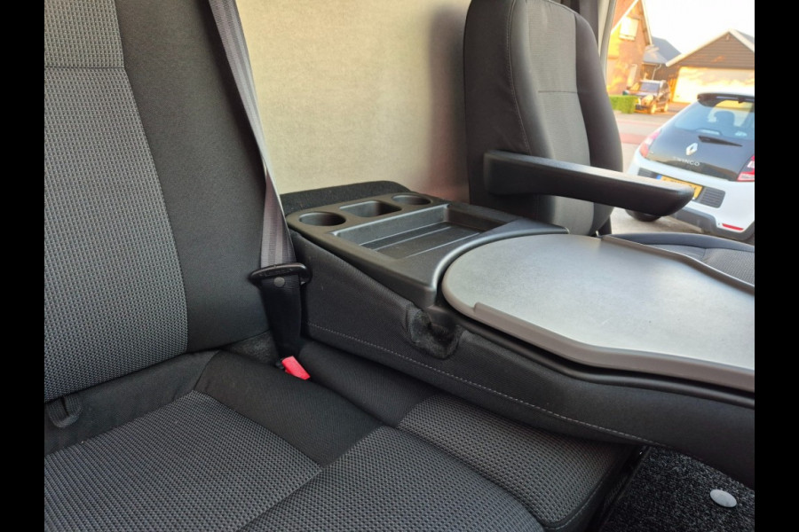 Renault Master Red Van 3T5 E6 L2 H2 135 Pk Nwe APK