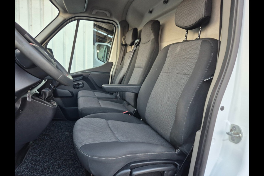 Renault Master Red Van 3T5 E6 L2 H2 135 Pk Nwe APK