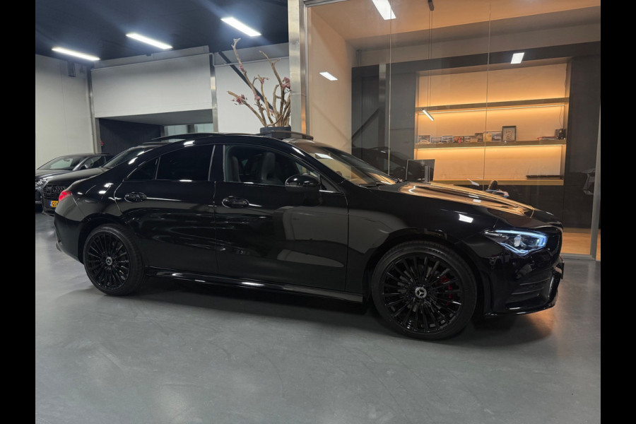 Mercedes-Benz CLA-Klasse 250 e Amg night Panorama Sfeerverl. Camera AMG-Pack