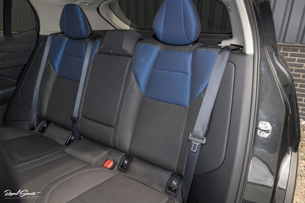 Lynk & Co 01 1.5 All-in geprijsd: inclusief onderhoud, 1 jaar BOVAG-garantie | Panorama dak | Adaptieve cruise | Blis | Memory |
