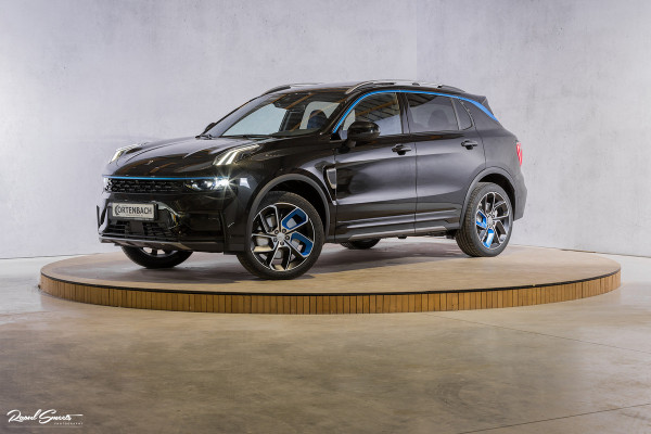 Lynk & Co 01 1.5 All-in geprijsd: inclusief onderhoud, 1 jaar BOVAG-garantie | Panorama dak | Adaptieve cruise | Blis | Memory |