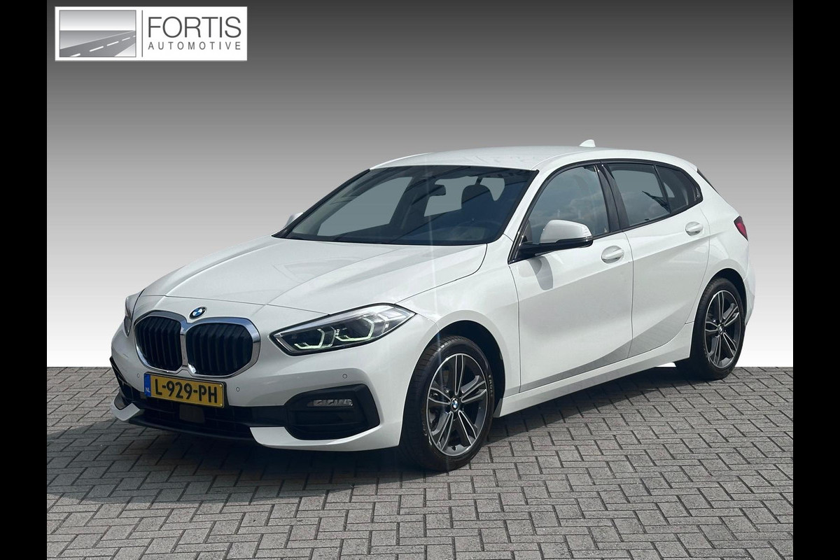 BMW 1-serie 118i Business Edition NL-AUTO | NAVI | STUUR EN STOEL VERWARMING