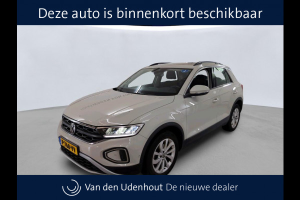 Volkswagen T-Roc 1.5 TSI Life Business Ascot grey | Stoelverwarming | Keyless | Navigatie | Acc