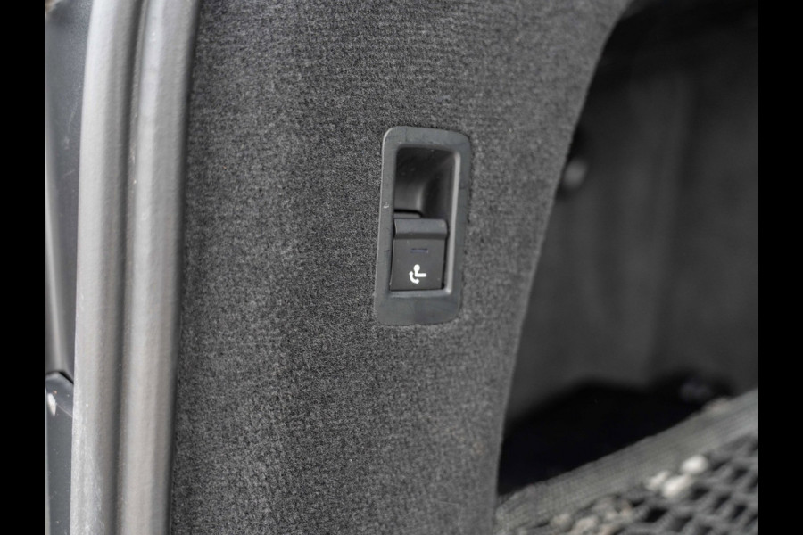 Audi A6 Avant 55 TFSI V6 340PK Quattro Sport S line | Maxton | S-Sportstoelen | Matrix | Camera