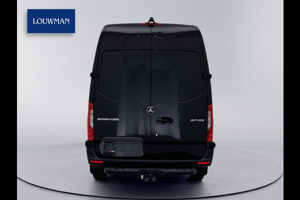 Mercedes-Benz Sprinter 317 CDI L2H2 Select Geveerde stoel Navigatie Parkeerpakket Stoelverwarming Betimmering Trekhaak 24 maanden Mercedes Certified garantie
