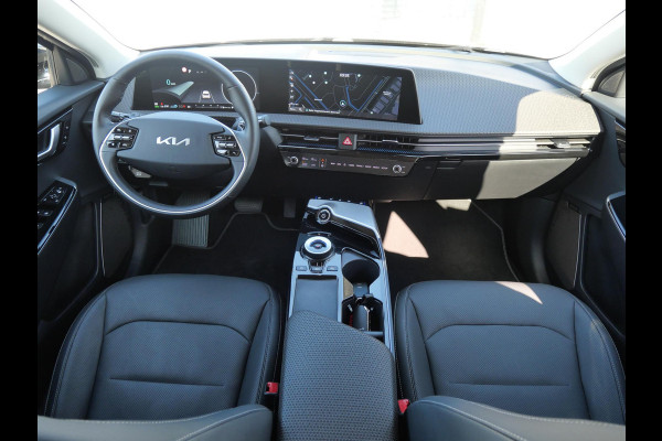 Kia Ev6 Plus AWD 77.4 kWh | 325 PK | SOH 95,6% | Trekhaak | Stoel verkoeling |