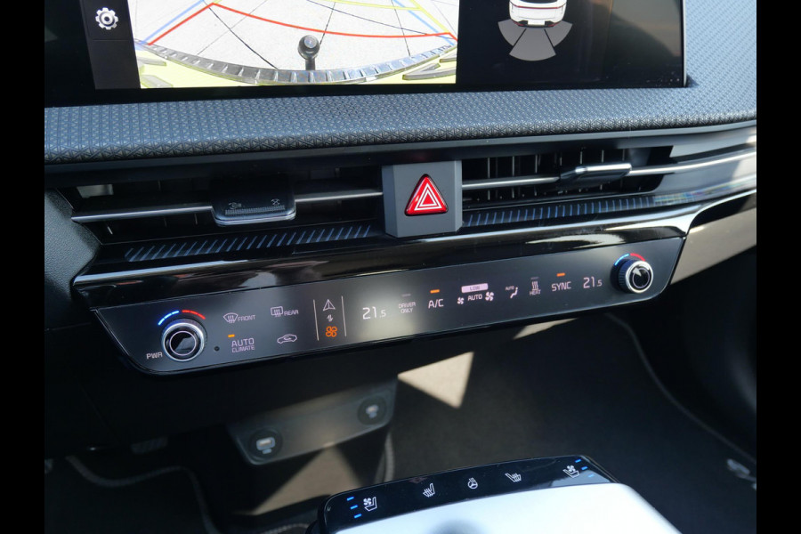 Kia Ev6 Plus AWD 77.4 kWh | 325 PK | SOH 95,6% | Trekhaak | Stoel verkoeling |