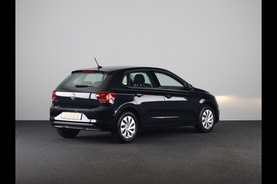 Volkswagen Polo 1.0 TSI Comfortline 95 pk | Navigatie | Parkeersensoren | Adaptieve cruise control | Apple Carplay/Android Auto |