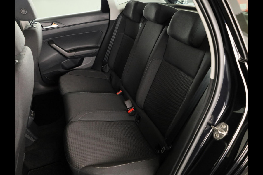 Volkswagen Polo 1.0 TSI Comfortline 95 pk | Navigatie | Parkeersensoren | Adaptieve cruise control | Apple Carplay/Android Auto |