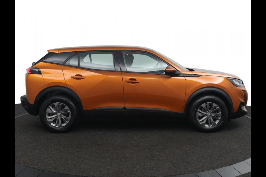 Peugeot 2008 1.2 Blue*130PK*NAVI*CAM*HAAK*ECC*CRUISE*CARPLAY
