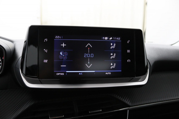 Peugeot 2008 1.2 Blue*130PK*NAVI*CAM*HAAK*ECC*CRUISE*CARPLAY