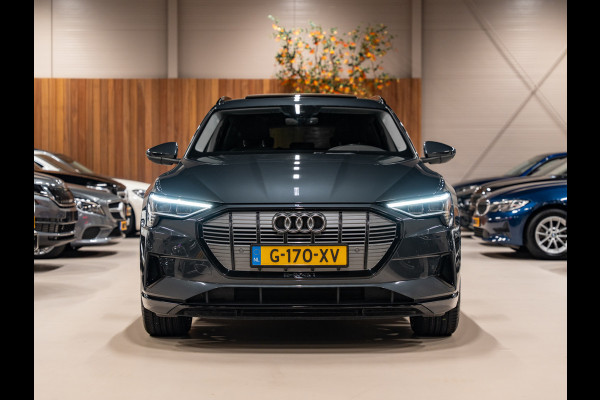 Audi e-tron E-tron 50 Quattro Launch edition plus 71 kWh, Pano, Apple Carplay, 22" Velgen, Black Optik, ACC, Memory, PDC, Leder