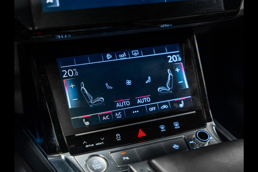 Audi e-tron E-tron 50 Quattro Launch edition plus 71 kWh, Pano, Apple Carplay, 22" Velgen, Black Optik, ACC, Memory, PDC, Leder