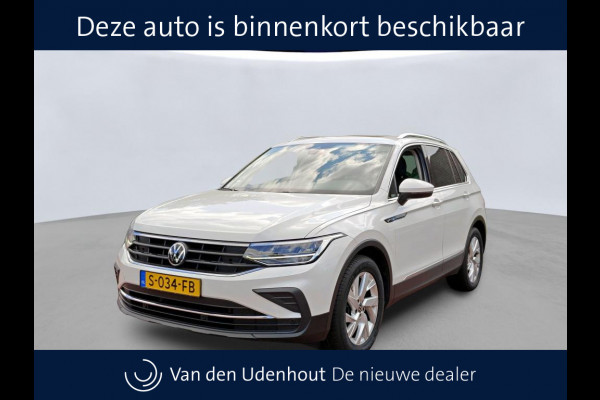 Volkswagen Tiguan 1.5 TSI 150pk DSG Life Business | Panoramadak | Wekl. trekhaak | Keyless | Stoelverwarming
